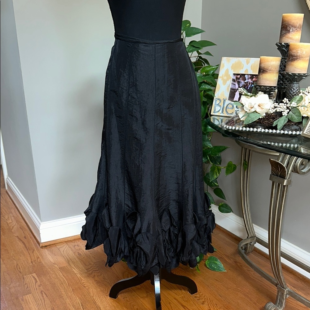 Elegant Black Ruffled Midi Skirt for Night Out